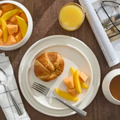 Quirk 12-Piece Dinnerware Set