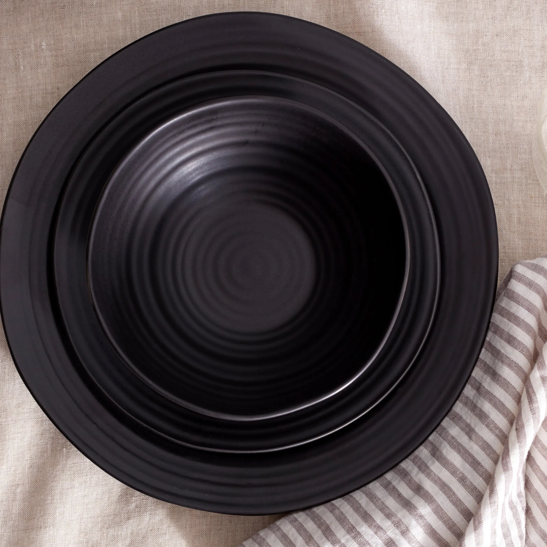 Ridge Black 12-Piece Dinnerware Set