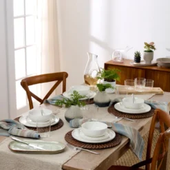24 Seven White 24-Piece Dinnerware Set