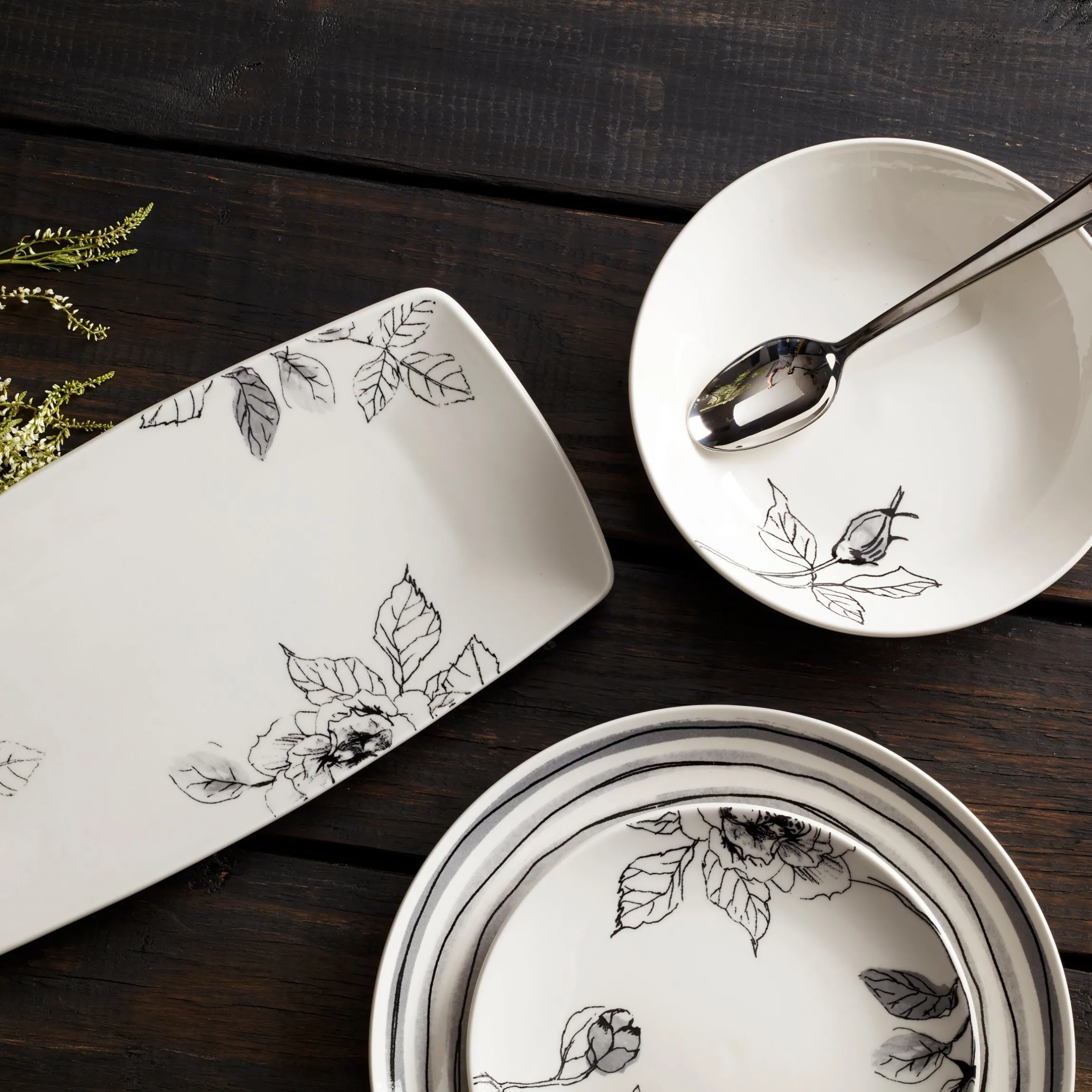 Sketchbook 12-Piece Dinnerware Set