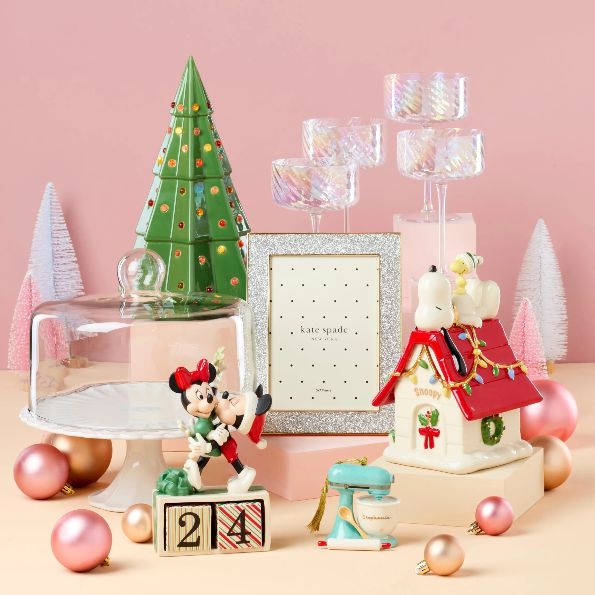 Snoopy Christmas Covered Candy Dish