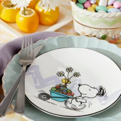 Snoopy Easter Accent Plates, Set of 4