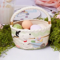 Snoopy Easter Basket