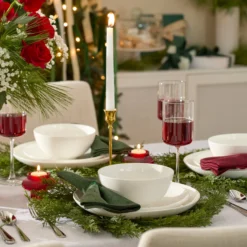 Studio 1414 Coupe 16-Piece Dinnerware Set