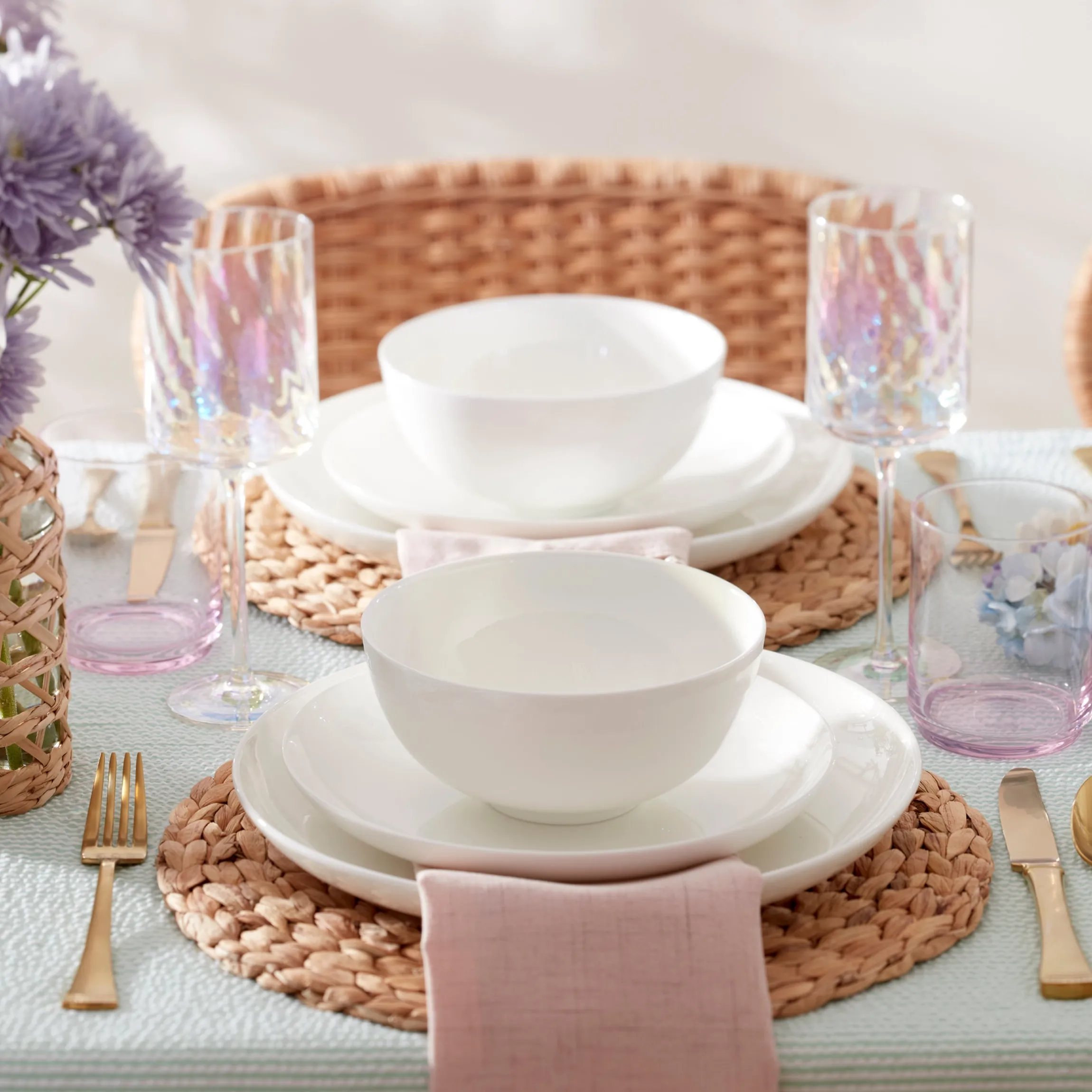 Studio 1414 Coupe 16-Piece Dinnerware Set