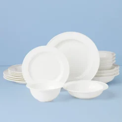 Studio 1414 Rimmed 16-Piece Dinnerware Set