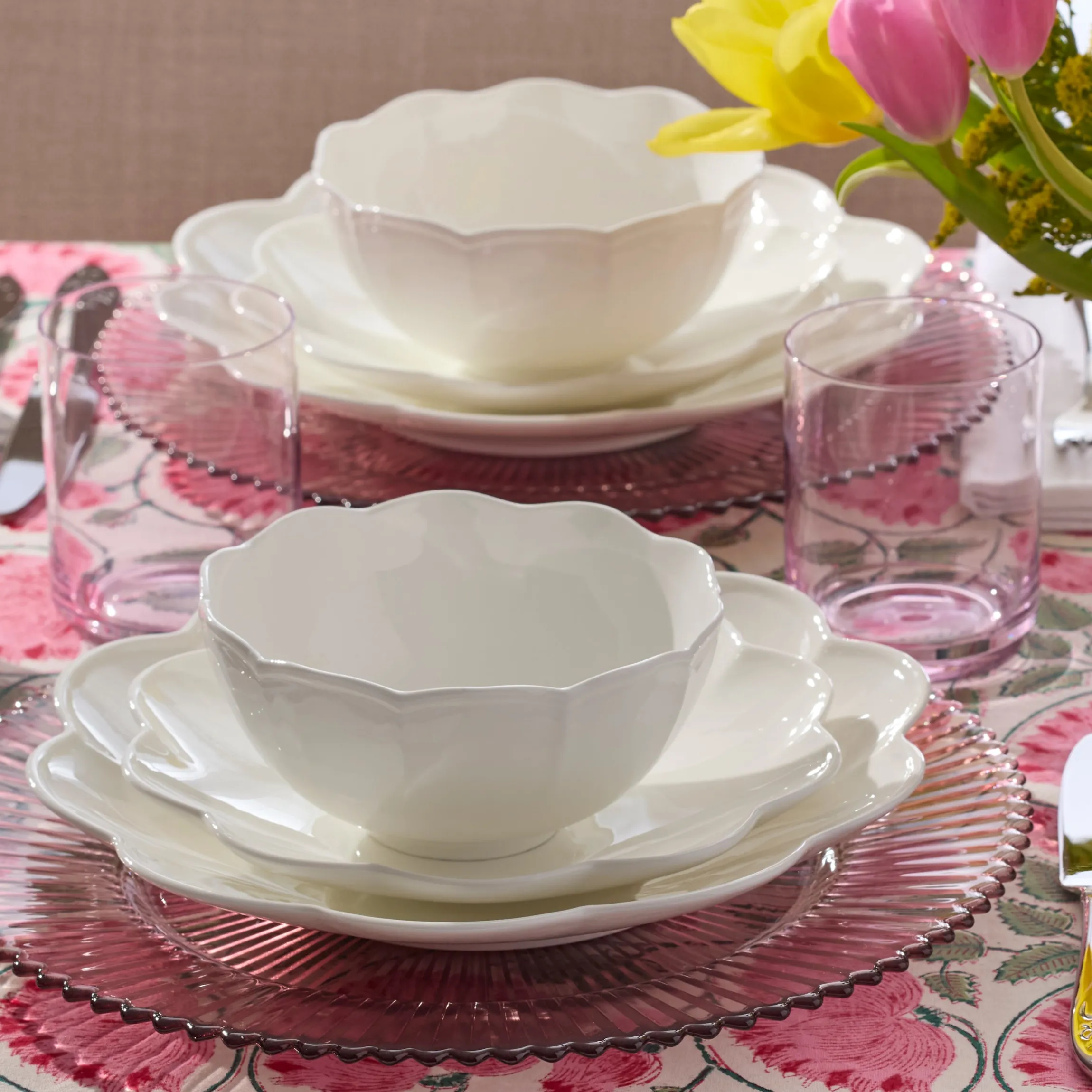 Studio 1414 Scallop Accent Plates, Set of 6