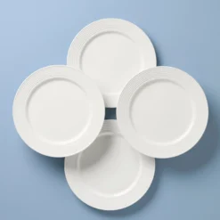 Tin Can Alley Dinner Plates, Set of 4