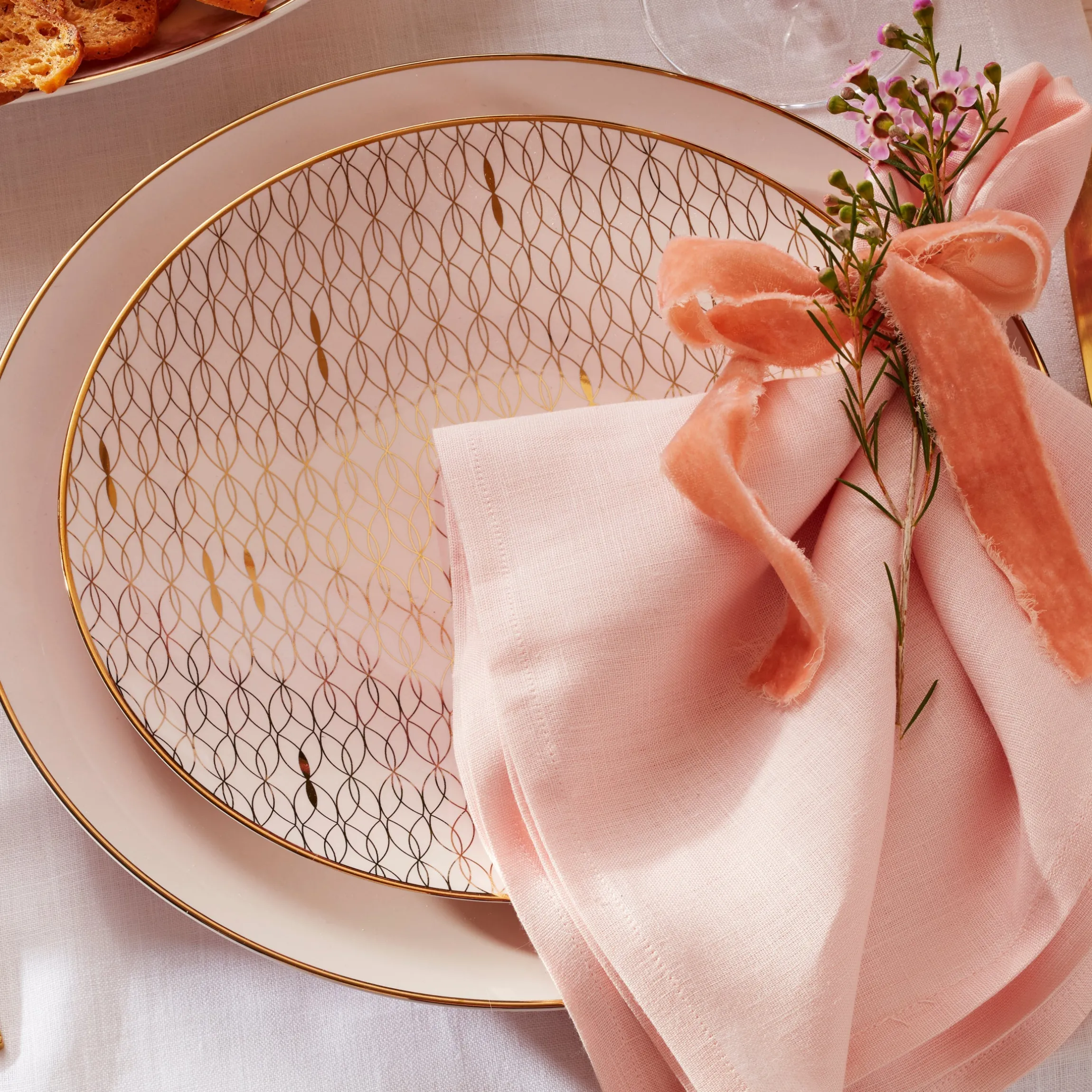 Trianna Blush 12-Piece Dinnerware Set