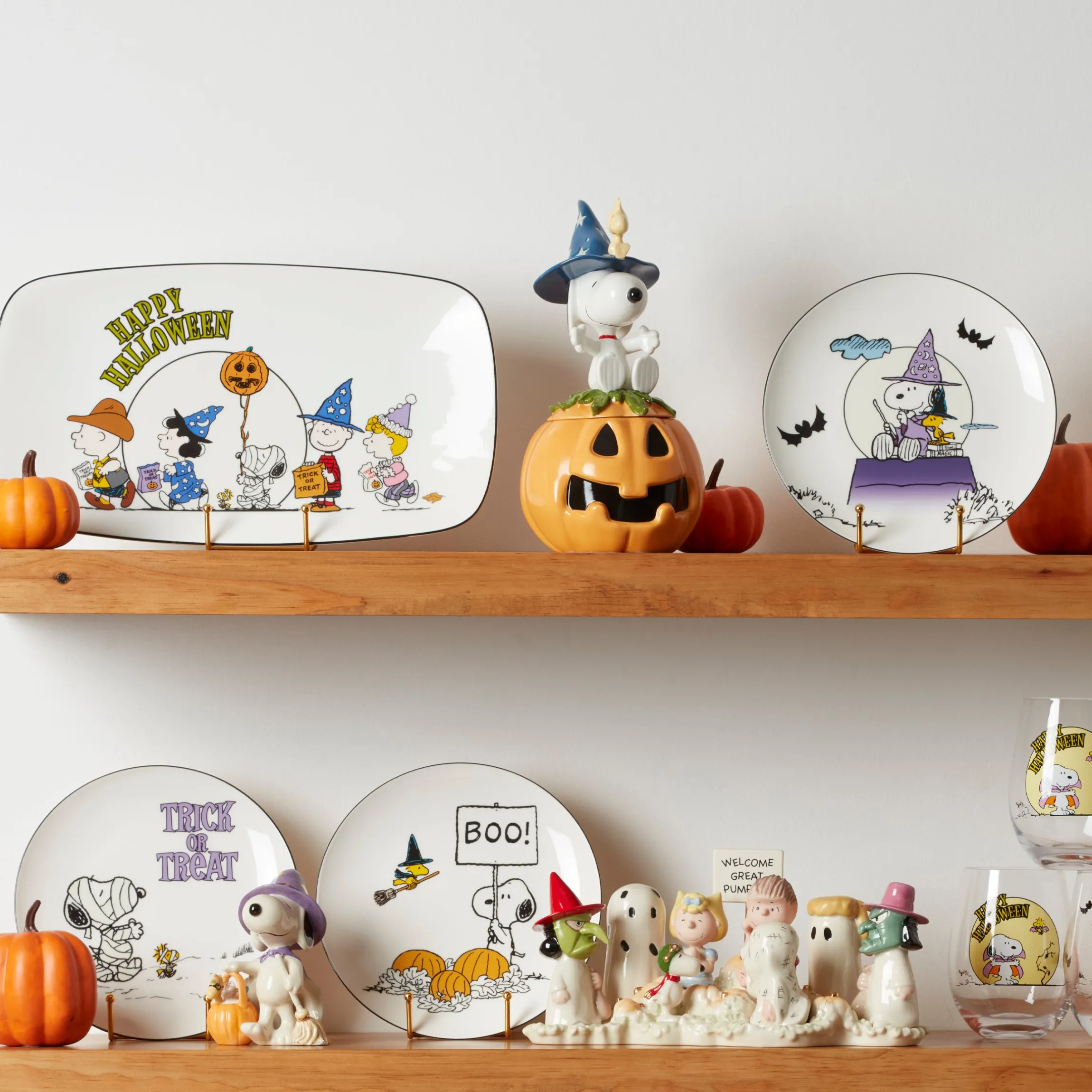 Welcome Great Pumpkin Figurine