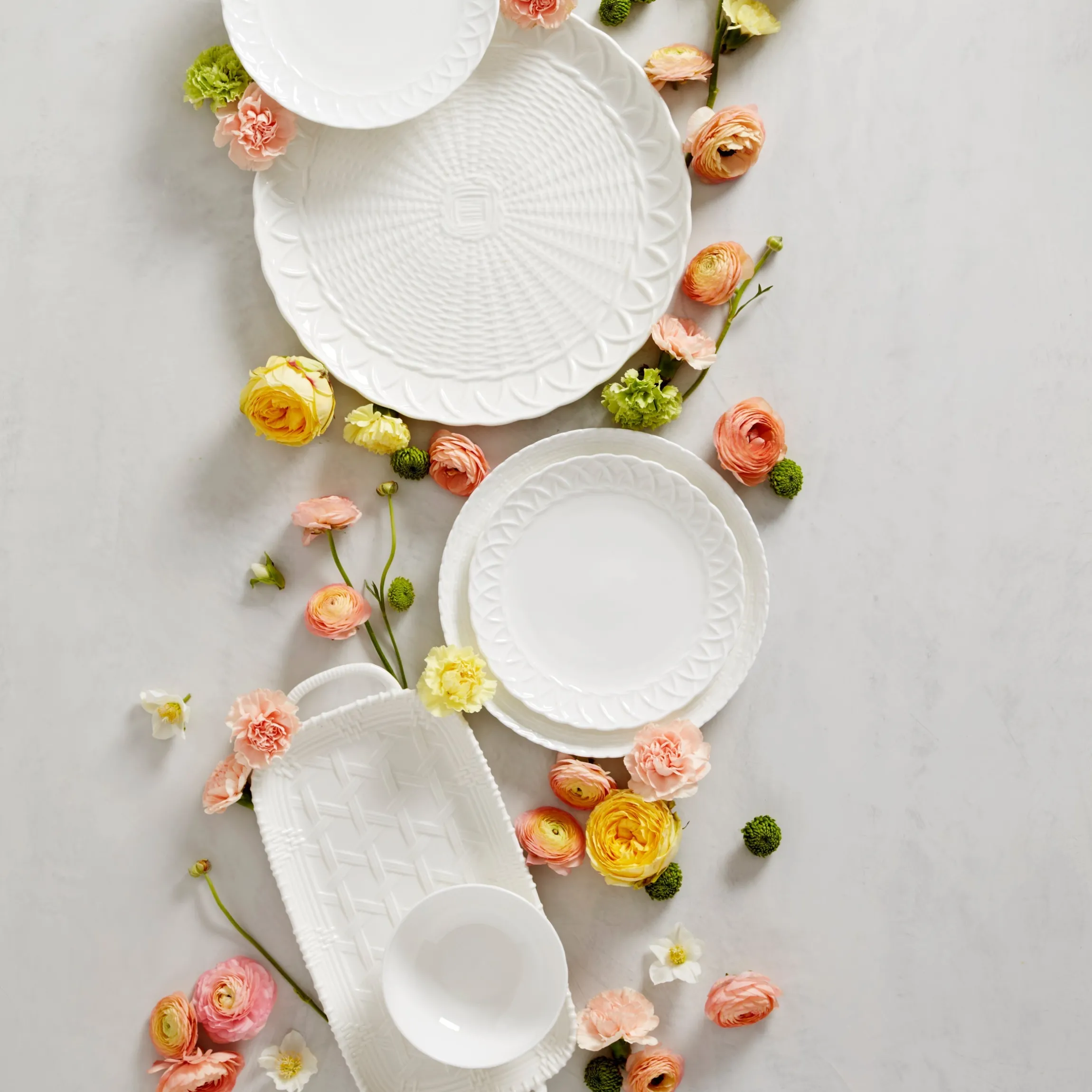 Wicker Creek 12-Piece Dinnerware Set