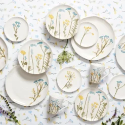 Wildflowers 16-Piece Dinnerware Set