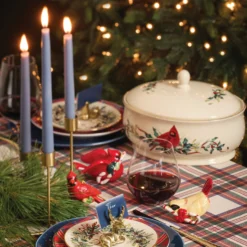 Winter Greetings 12-Piece Dinnerware Set